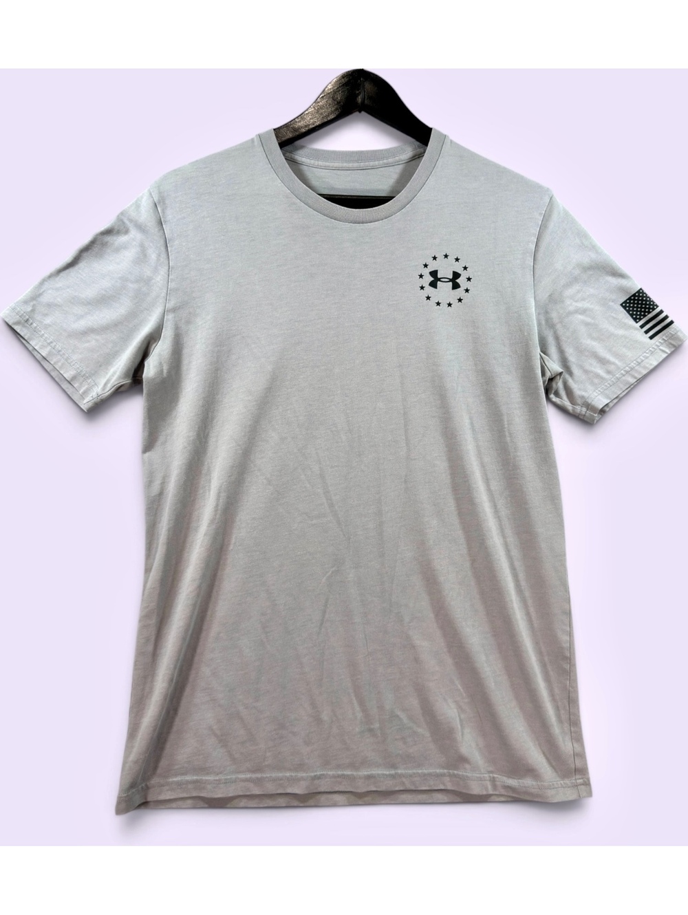 Under Armour Freedom Graphic T-Shirt with American Flag Design, Size Medium
